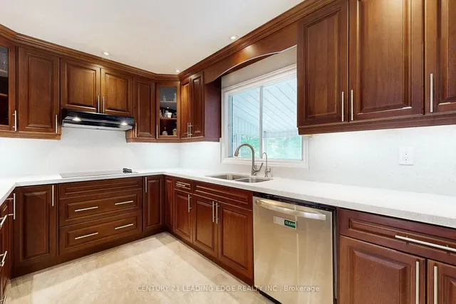 Additional image 8 of 10 VIVALDI Cres