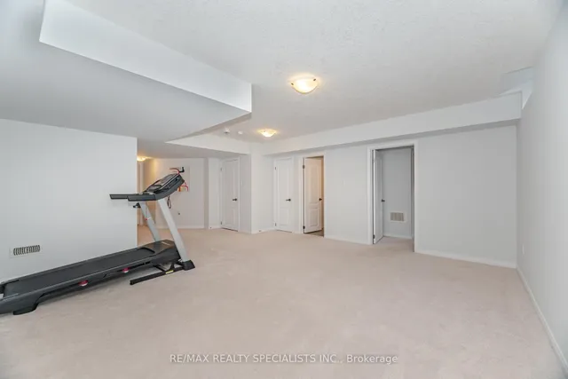 Additional image 41 of 14 Fryent St