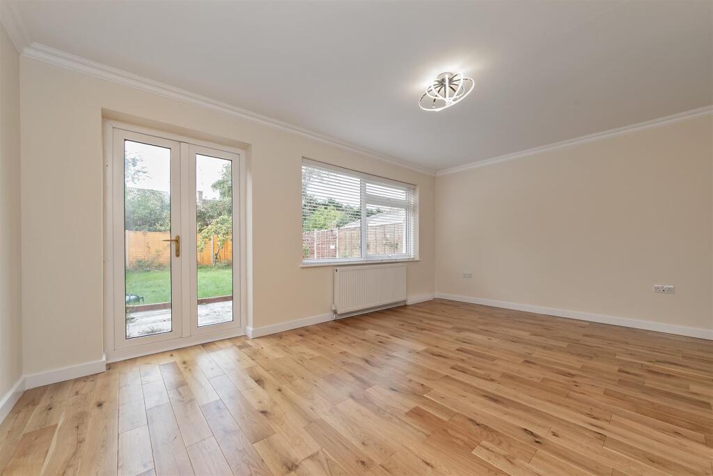 Additional image 39 of Cell Barnes Lane, St. Albans