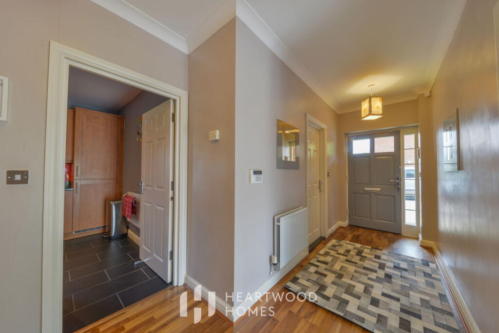 Additional image 10 of Beningfield Drive, London Colney, St. Albans, AL2 1UX