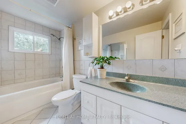 Additional image 22 of 1592 Otterby Rd