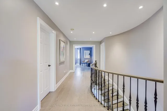 Additional image 31 of 1378 Bayshire Dr