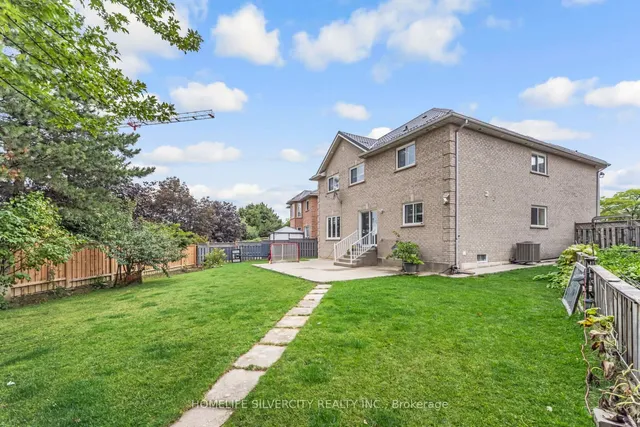 Additional image 49 of 17 Siesta Crt