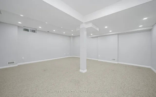 Additional image 41 of 56 Cadillac Cres