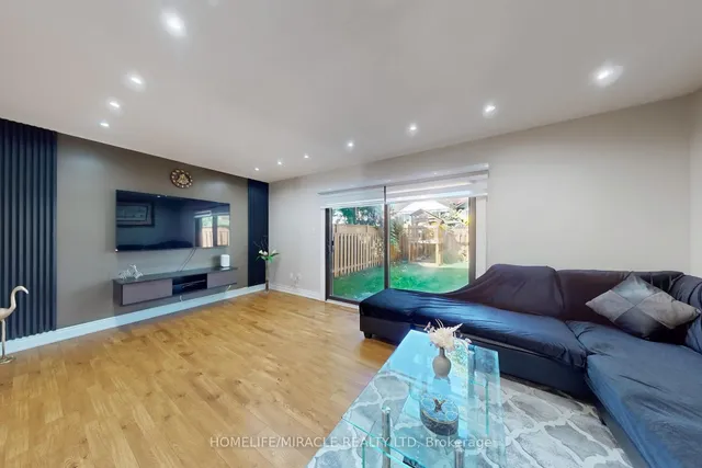 Additional image 8 of 64 Radford Dr