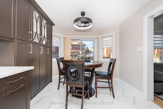 Additional image 14 of 8 Twin Pines Cres