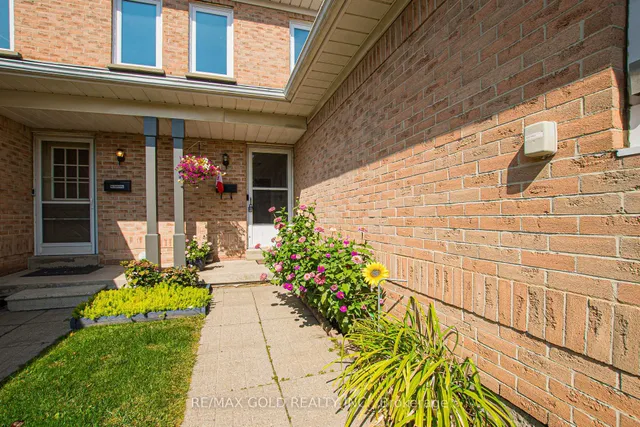 Additional image 2 of 26 Wickstead Crt
