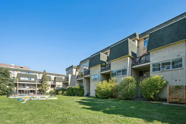 Additional image 35 of 1624 Bloor St Unit 51