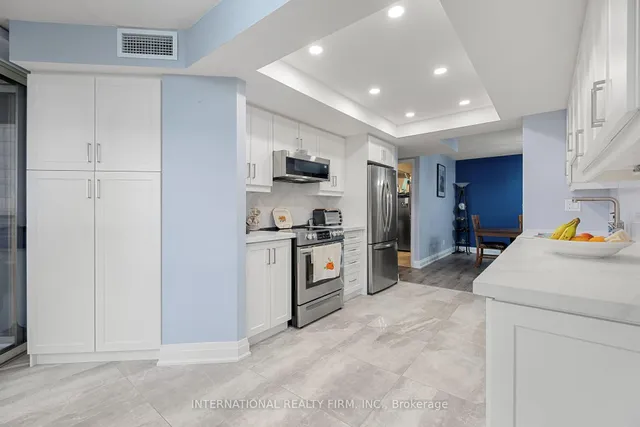 Additional image 17 of 55 Kingsbridge Garden Circ Unit 1706