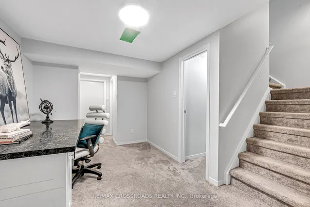 Additional image 33 of 75 Barr Cres