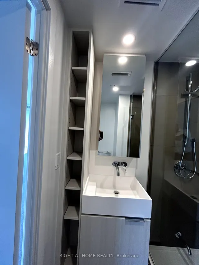 Additional image 15 of 370 Martha St Unit 702