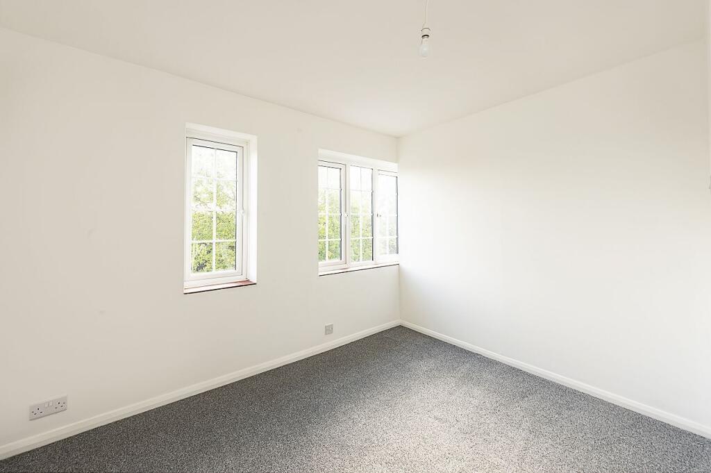 Additional image 5 of How Wood, Park Street, St. Albans, Hertfordshire, AL2