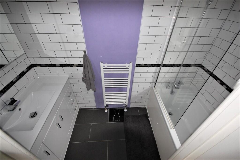 Additional image 4 of Robins Way, Hatfield