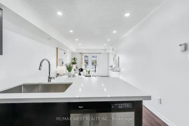 Additional image 14 of 15 Hays Blvd Unit 12