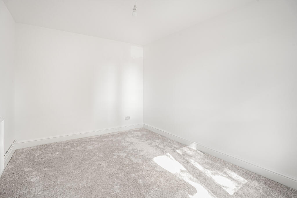 Additional image 7 of Swallow Lane, St Albans, AL1