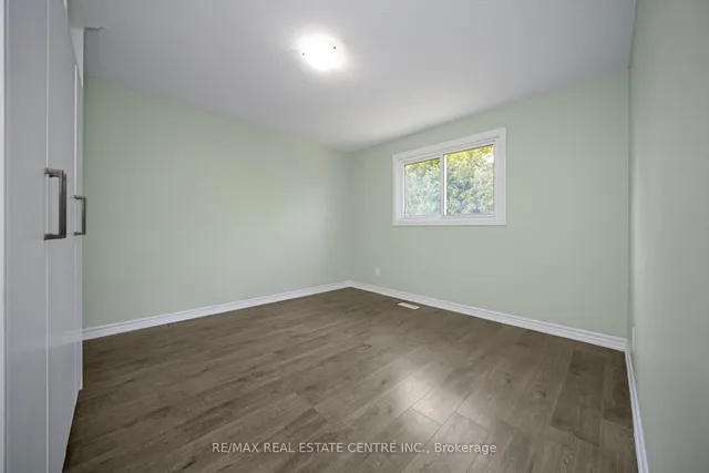 Additional image 17 of 35 Madison St