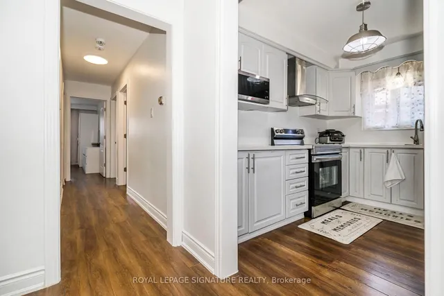 Additional image 13 of 3562 Laddie Cres