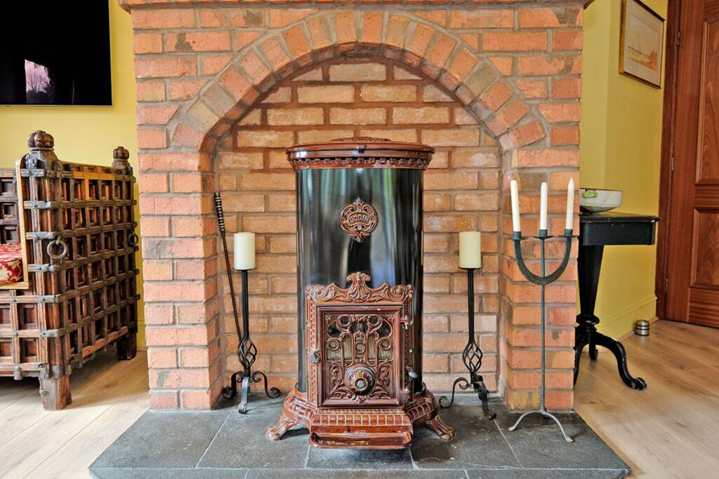 Additional image 5 of Lochside Lodge, Glenesk, Turriff, AB53