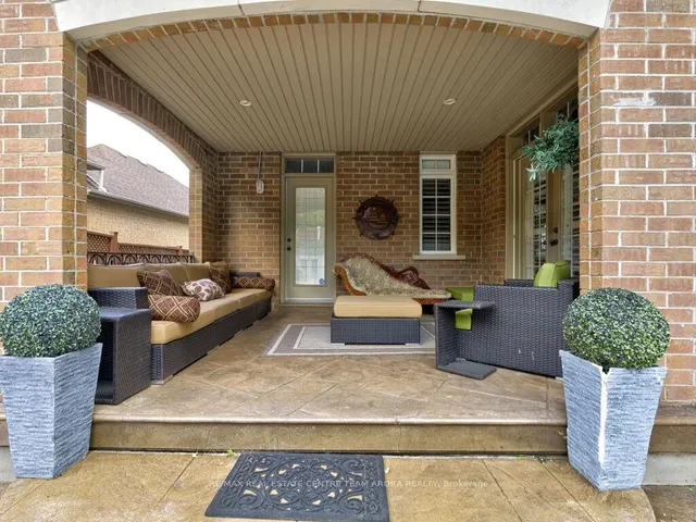 Additional image 44 of 77 Links Lane