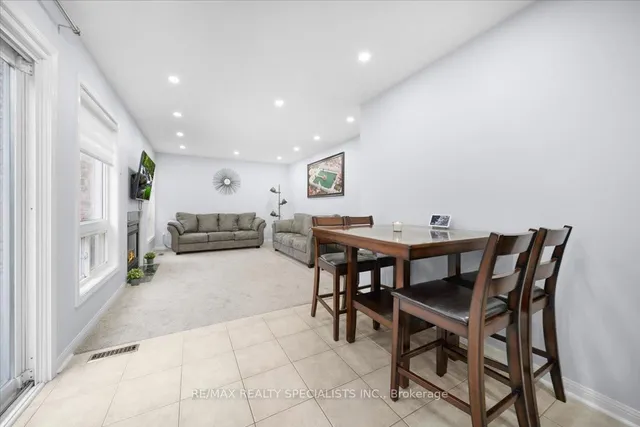 Additional image 13 of 28 Redcastle St