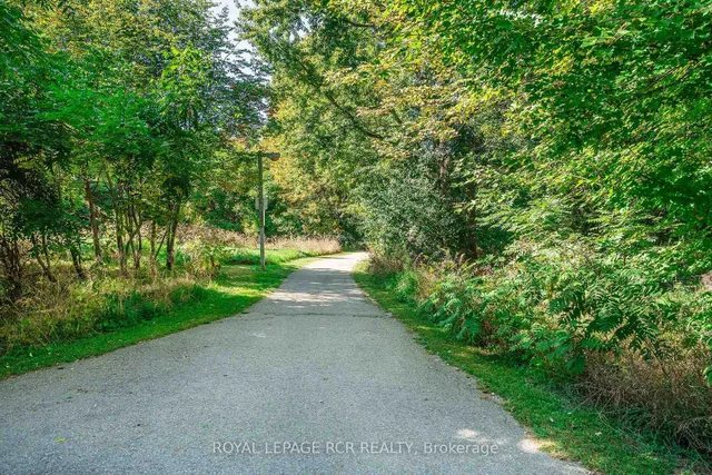 Additional image 33 of 19 Shenstone Ave