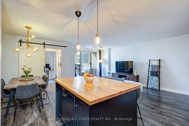 Additional image 10 of 1624 Bloor St Unit 61