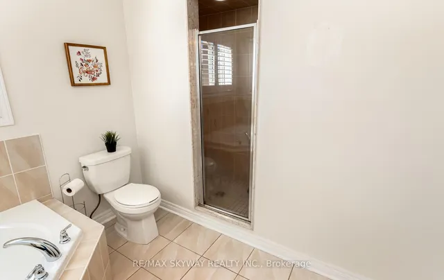 Additional image 36 of 87 Villadowns Tr