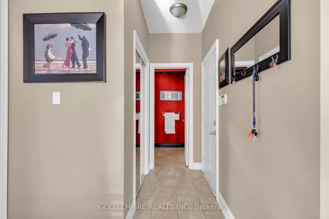 Additional image 16 of 33 Accent Circ