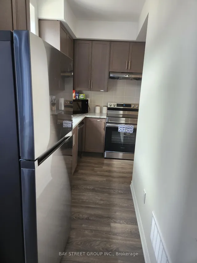 Additional image 15 of 10 Halliford Pl Unit 35