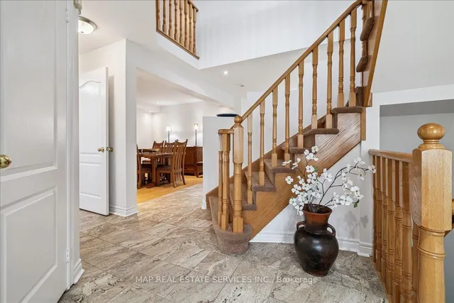 Additional image 6 of 5342 Landsborough Ave