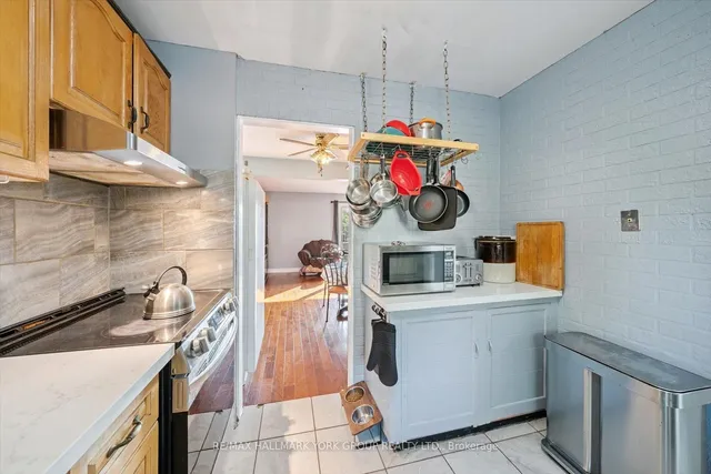 Additional image 11 of 31 Jacobs Sq