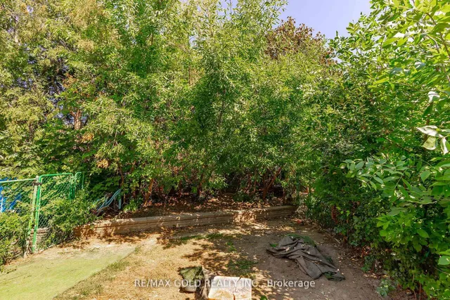 Additional image 39 of 46 Dearbourne Blvd Unit 61