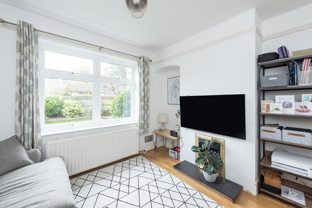 Primary image of College Road, St. Albans, Hertfordshire, AL1