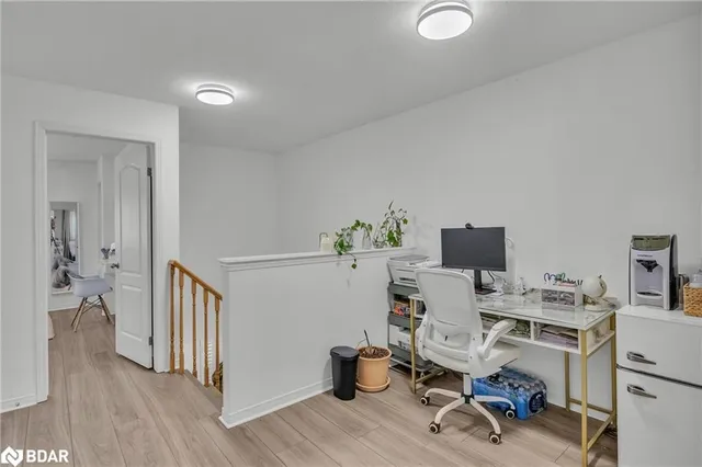 Additional image 40 of 80 Palacebeach Trail