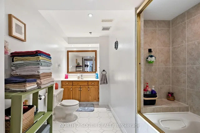 Additional image 33 of 18 Mitchell Ave