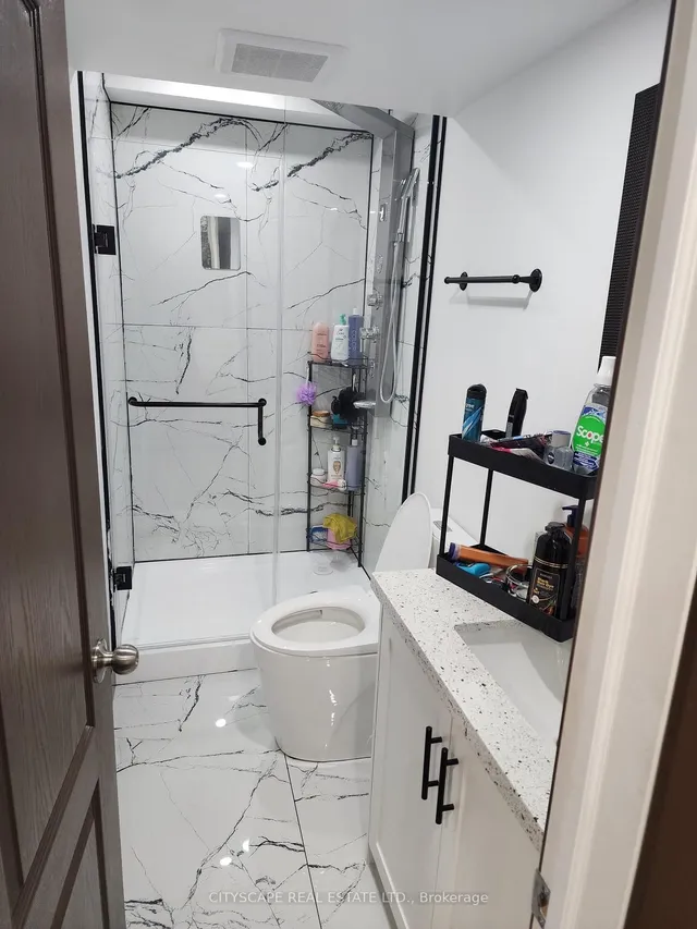 Additional image 21 of 94 Unionville Cres