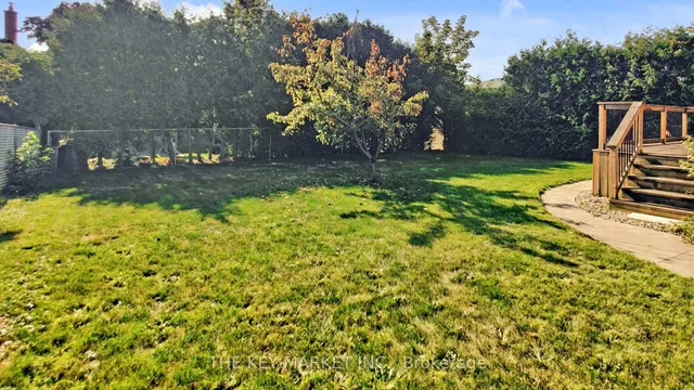 Additional image 41 of 1277 Tyneburn Cres