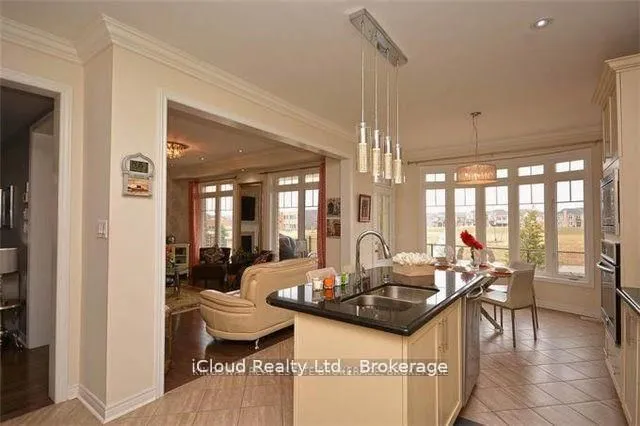 Additional image 12 of 109 Kaitting Tr