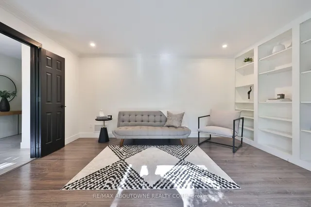 Additional image 8 of 1131 Carol St