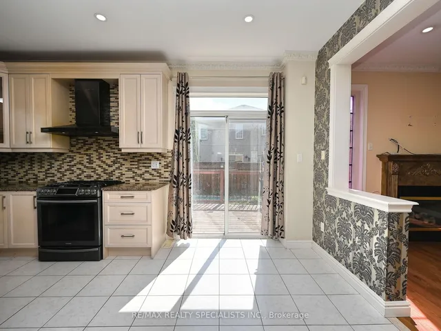 Additional image 14 of 138 Southlake Blvd