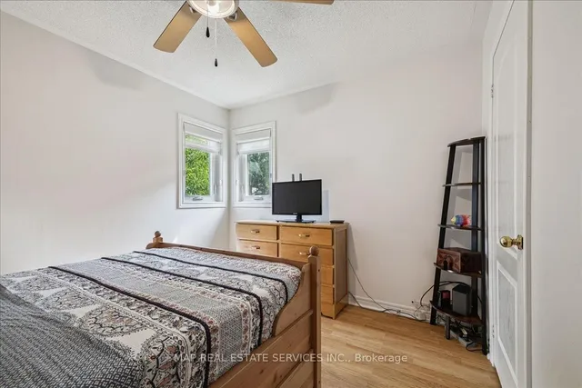 Additional image 27 of 5342 Landsborough Ave