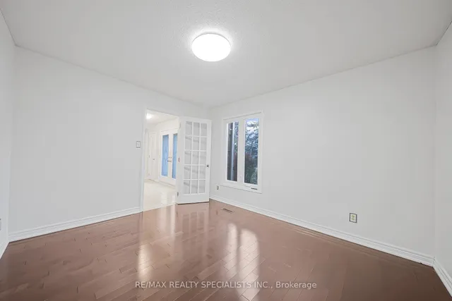 Additional image 12 of 24 Whitmore Crt