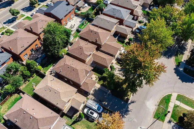 Additional image 31 of 19 Shenstone Ave