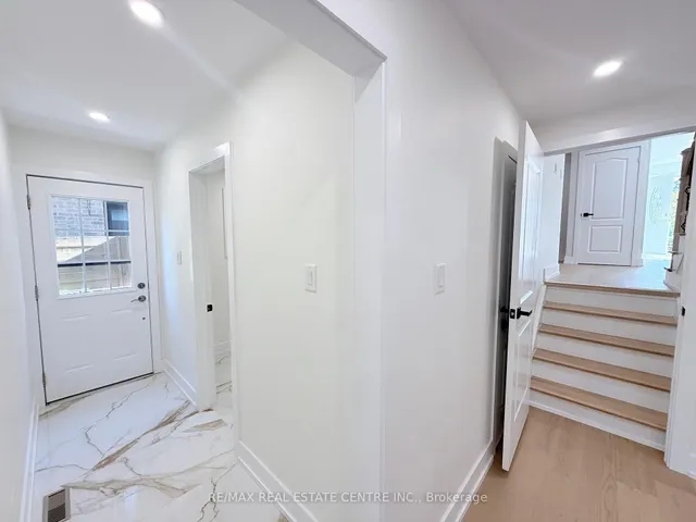 Additional image 23 of 1215 Larny Crt