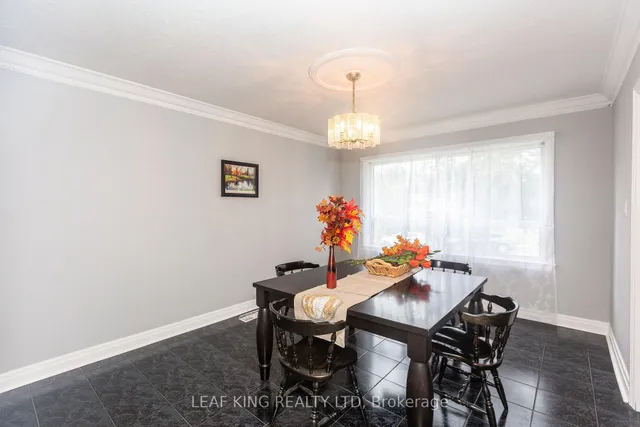 Additional image 9 of 8 Southmead Rd