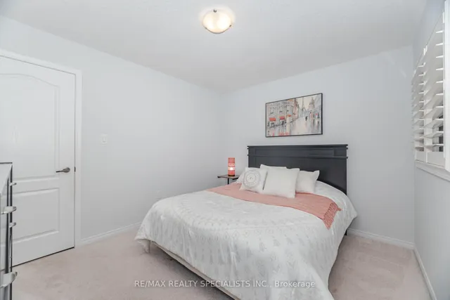 Additional image 34 of 14 Fryent St