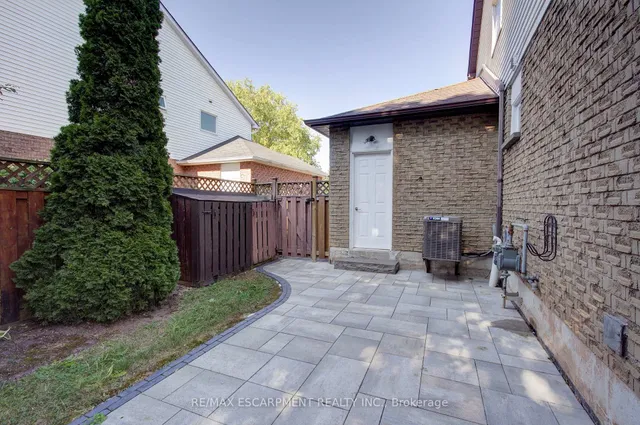 Additional image 42 of 214 Ross Lane