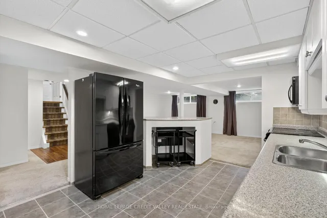 Additional image 33 of 23 Caldwell Cres