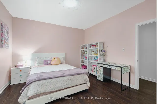 Additional image 25 of 26 Fitzgibson St