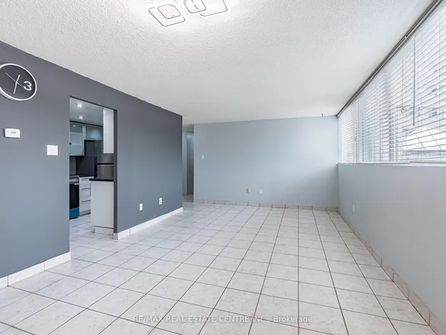 Additional image 17 of 3695 Kaneff Cres Unit 211